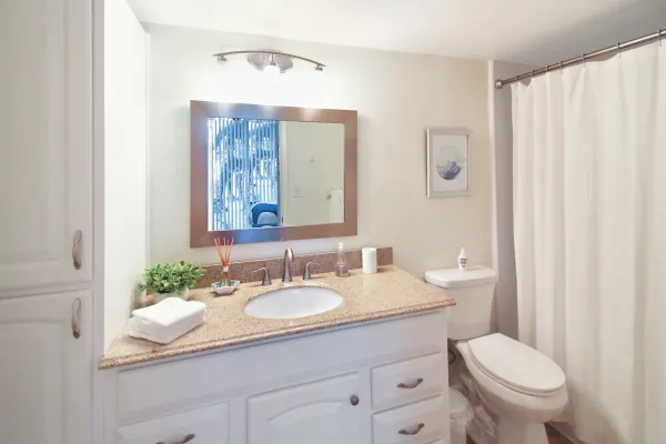 612 Bird Bay Dr. #205, Venice, Florida 34285, 2 Bedrooms Bedrooms, ,2 BathroomsBathrooms,Condo,Seasonal Rental,Bird Bay Dr. ,3096