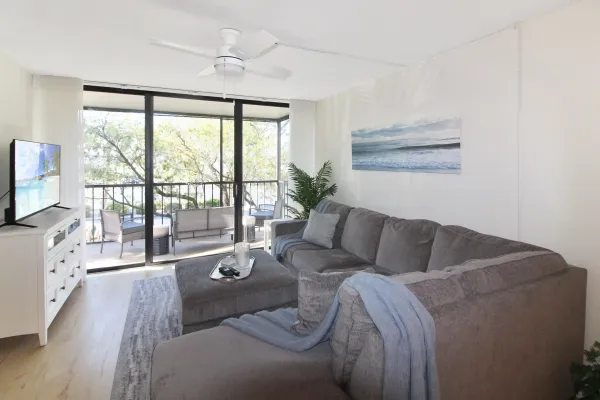 612 Bird Bay Dr. #205, Venice, Florida 34285, 2 Bedrooms Bedrooms, ,2 BathroomsBathrooms,Condo,Seasonal Rental,Bird Bay Dr. ,3096