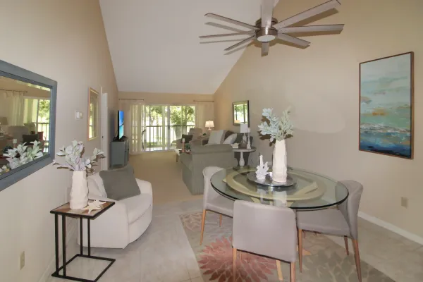 441 Cerromar Ln Lane #404, Venice, Florida 34293, 2 Bedrooms Bedrooms, 0 ,2 BathroomsBathrooms,Condo,Seasonal Rental,Cerromar Ln,3099