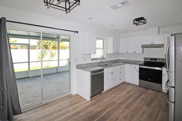 391 Gulfbreeze Blvd, Venice, Florida 34293, 3 Bedrooms Bedrooms, ,2 BathroomsBathrooms,Single Family Home,Annual Rental,Gulfbreeze,3107