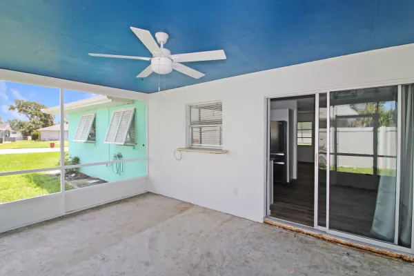 391 Gulfbreeze Blvd, Venice, Florida 34293, 3 Bedrooms Bedrooms, ,2 BathroomsBathrooms,Single Family Home,Annual Rental,Gulfbreeze,3107