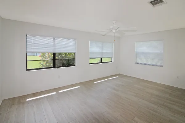 430 Belmont Avenue, Venice, Florida 34293, 2 Bedrooms Bedrooms, ,2 BathroomsBathrooms,Single Family Home,Annual Rental,Belmont,3109