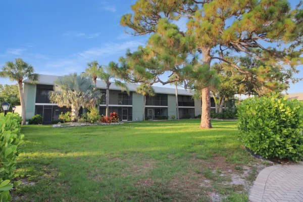 1730 Manasota Beach Rd #105, Englewood, Florida 34223, 2 Bedrooms Bedrooms, ,2 BathroomsBathrooms,Condo,Annual Rental,Manasota Beach Rd ,3132