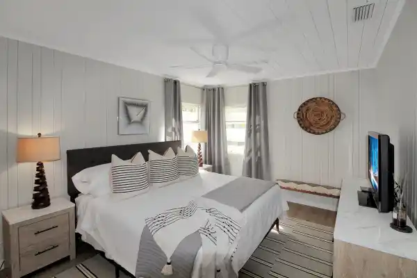 209 Harbor Dr S, Venice, Florida 34285, 2 Bedrooms Bedrooms, 0 ,1 BathroomBathrooms,Single Family Home,Seasonal Rental,Harbor Dr S,3146