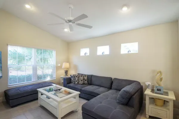12658 Shimmering Oak Circle, Venice, Florida 34293, 2 Bedrooms Bedrooms, 0 ,2 BathroomsBathrooms,Single Family Home,Seasonal Rental,Shimmering Oak Circle,3154
