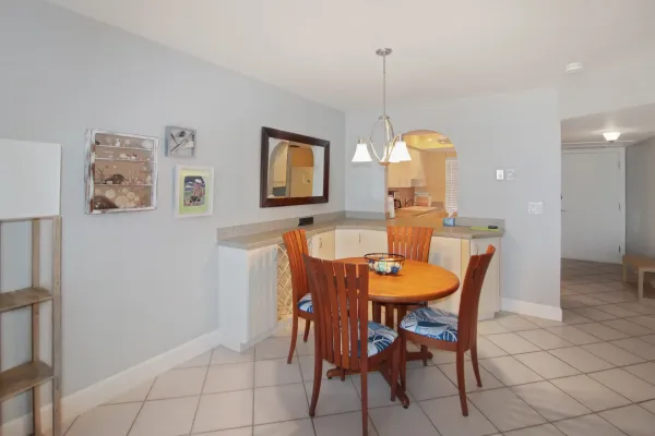 1400 Tarpon Center Dr #304, Venice, Florida 34285, 2 Bedrooms Bedrooms, 0 ,2 BathroomsBathrooms,Condo,Seasonal Rental,Tarpon Center Dr ,3156