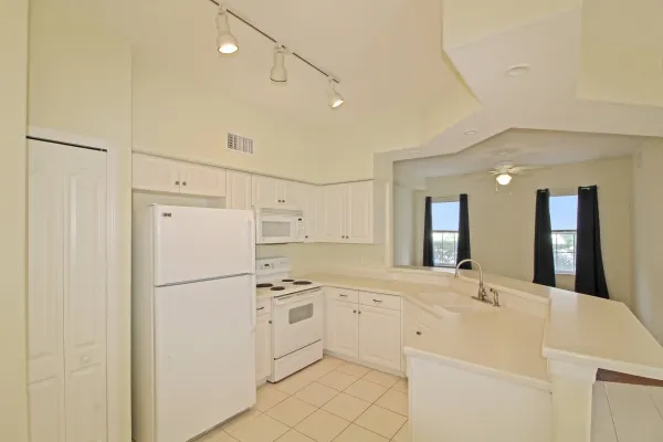 9102 L' Pavia Blvd, Venice, Florida 34292, 2 Bedrooms Bedrooms, 0 ,2 BathroomsBathrooms,Condo,Annual Rental,L' Pavia Blvd ,3161