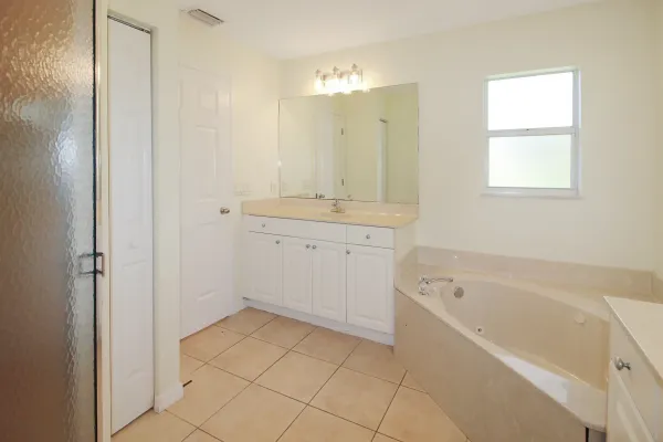 2597 Blackbird Ln, North Port, Florida 34286, 3 Bedrooms Bedrooms, 0 ,2 BathroomsBathrooms,Single Family Home,Annual Rental,Blackbird Ln ,3167