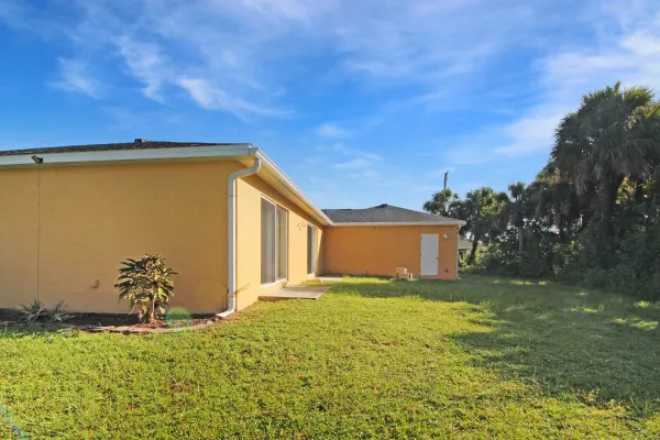 2597 Blackbird Ln, North Port, Florida 34286, 3 Bedrooms Bedrooms, 0 ,2 BathroomsBathrooms,Single Family Home,Annual Rental,Blackbird Ln ,3167