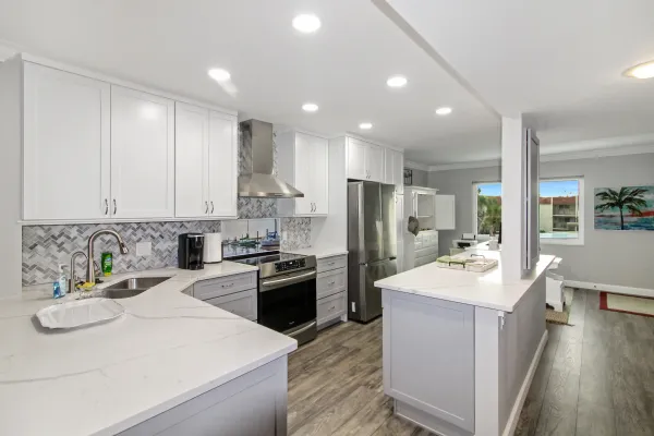 270 Santa Maria St #304, Venice, Florida 34285, 2 Bedrooms Bedrooms, 0 ,2 BathroomsBathrooms,Condo,Seasonal Rental,Santa Maria St ,3176