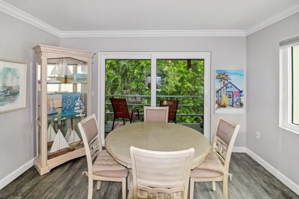 270 Santa Maria St #304, Venice, Florida 34285, 2 Bedrooms Bedrooms, 0 ,2 BathroomsBathrooms,Condo,Seasonal Rental,Santa Maria St ,3176