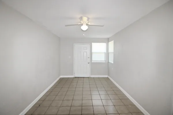 476 Tanager Rd, Venice, Florida 34293, 3 Bedrooms Bedrooms, 0 ,2 BathroomsBathrooms,Single Family Home,Annual Rental,Tanager Rd ,3180