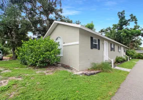 Unit A Avenida De La Isla, Nokomis, Florida 34275, 1 Bedroom Bedrooms, 0 ,1 BathroomBathrooms,Duplex,Annual Rental,Avenida De La Isla,3185