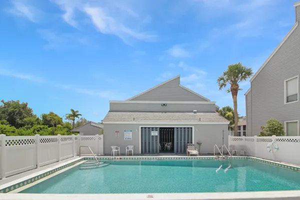 255 Fenwick Dr #26, Venice, Florida 34285, 2 Bedrooms Bedrooms, 0 ,0,Condo,Seasonal Rental,Fenwick Dr ,3189