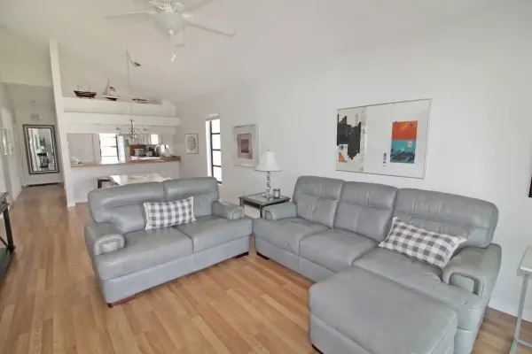 918 Capri Isles Blvd #208, Venice, Florida 34292, 2 Bedrooms Bedrooms, 0 ,2 BathroomsBathrooms,Condo,Annual Rental,Capri Isles Blvd ,3192
