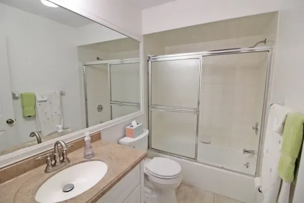 918 Capri Isles Blvd #208, Venice, Florida 34292, 2 Bedrooms Bedrooms, 0 ,2 BathroomsBathrooms,Condo,Annual Rental,Capri Isles Blvd ,3192