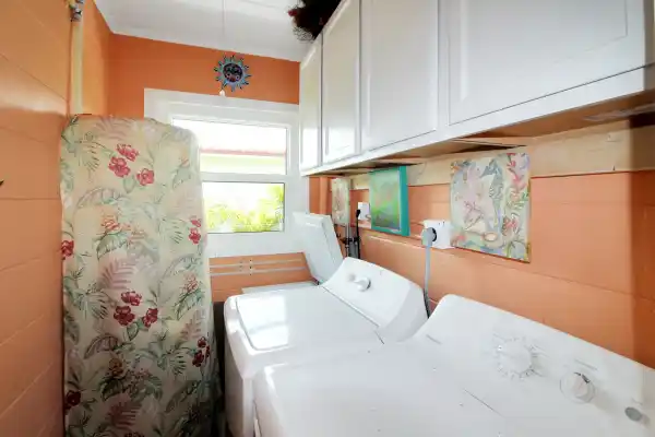 532 Riviera St, Venice, Florida 34285, 2 Bedrooms Bedrooms, 0 ,1.5 BathroomsBathrooms,Single Family Home,Seasonal Rental,Riviera St ,3193