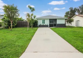 1040 Hope St, Venice, Florida 34285, 2 Bedrooms Bedrooms, 0 ,2 BathroomsBathrooms,Single Family Home,Seasonal Rental,Hope St ,3196