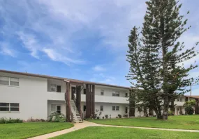 245 Center Rd #201, Venice, Florida 34285, 2 Bedrooms Bedrooms, 0 ,2 BathroomsBathrooms,Condo,Seasonal Rental,Center Rd ,3201
