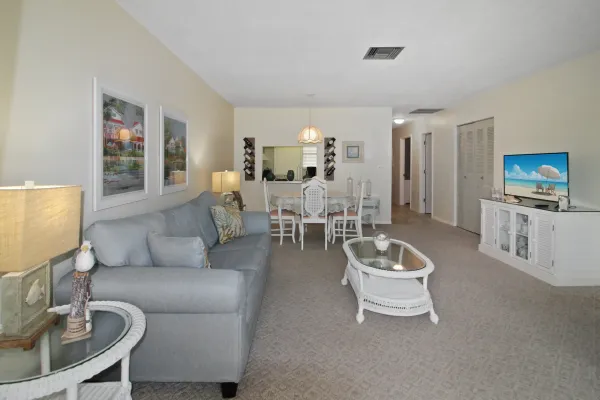 245 Center Rd #201, Venice, Florida 34285, 2 Bedrooms Bedrooms, 0 ,2 BathroomsBathrooms,Condo,Seasonal Rental,Center Rd ,3201