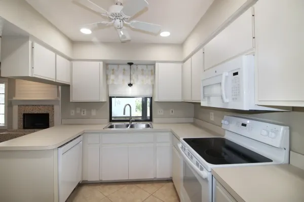 111 Abalone Rd, Venice, Florida 34293, 2 Bedrooms Bedrooms, 0 ,2 BathroomsBathrooms,Single Family Home,Annual Rental,Abalone Rd ,3207