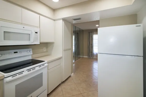111 Abalone Rd, Venice, Florida 34293, 2 Bedrooms Bedrooms, 0 ,2 BathroomsBathrooms,Single Family Home,Annual Rental,Abalone Rd ,3207