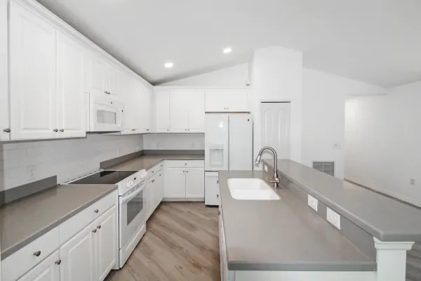 12670 Shimmering Oak Circle, Venice, Florida 34293, 2 Bedrooms Bedrooms, 0 ,2 BathroomsBathrooms,Single Family Home,Annual Rental,Shimmering Oak Circle ,3208