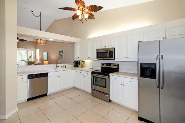 780 Montrose Dr #203, Venice, Florida 34293, 2 Bedrooms Bedrooms, 0 ,2 BathroomsBathrooms,Condo,Seasonal Rental,Montrose Dr ,3214