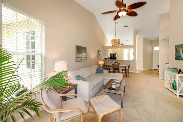 780 Montrose Dr #203, Venice, Florida 34293, 2 Bedrooms Bedrooms, 0 ,2 BathroomsBathrooms,Condo,Seasonal Rental,Montrose Dr ,3214