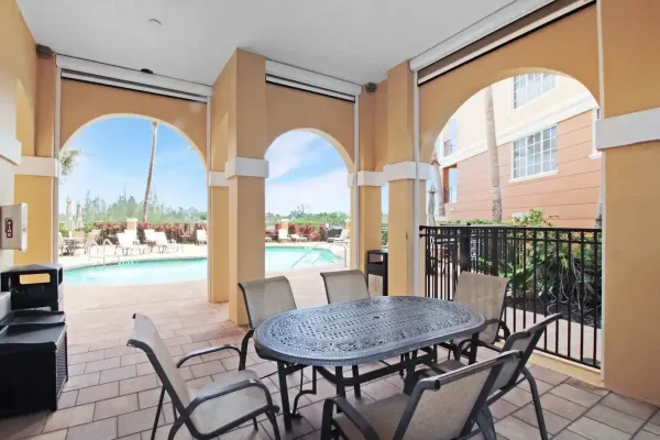 157 Tampa Ave E #807, Venice, Florida 34285, 2 Bedrooms Bedrooms, 0 ,2 BathroomsBathrooms,Condo,Seasonal Rental,Tampa Ave E,3216