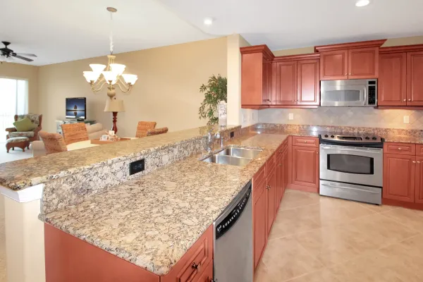 157 Tampa Ave E #807, Venice, Florida 34285, 2 Bedrooms Bedrooms, 0 ,2 BathroomsBathrooms,Condo,Seasonal Rental,Tampa Ave E,3216