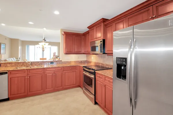 157 Tampa Ave E #807, Venice, Florida 34285, 2 Bedrooms Bedrooms, 0 ,2 BathroomsBathrooms,Condo,Seasonal Rental,Tampa Ave E,3216