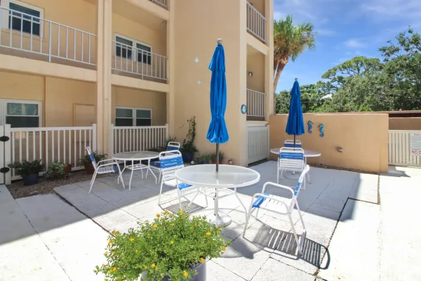 101 Park Blvd S #209, Venice, Florida 34285, 2 Bedrooms Bedrooms, 0 ,2 BathroomsBathrooms,Condo,Seasonal Rental,Park Blvd S,3220