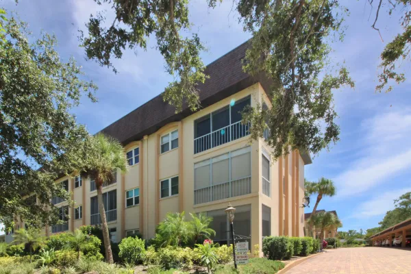 101 Park Blvd S #209, Venice, Florida 34285, 2 Bedrooms Bedrooms, 0 ,2 BathroomsBathrooms,Condo,Seasonal Rental,Park Blvd S,3220