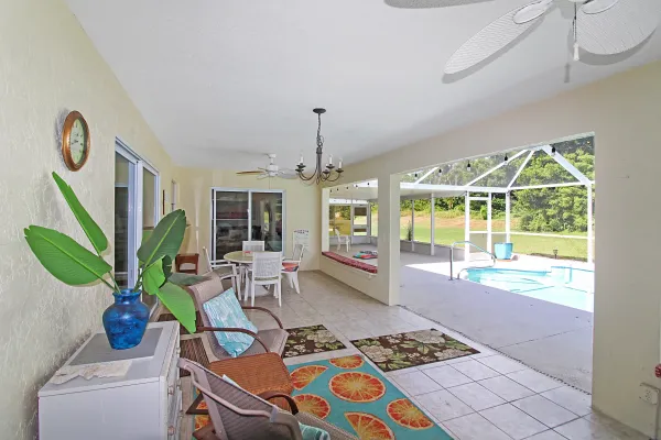 3305 Meadow Run Circle, Venice, Florida 34293, 3 Bedrooms Bedrooms, 0 ,2 BathroomsBathrooms,Single Family Home,Seasonal Rental,Meadow Run Circle ,3222