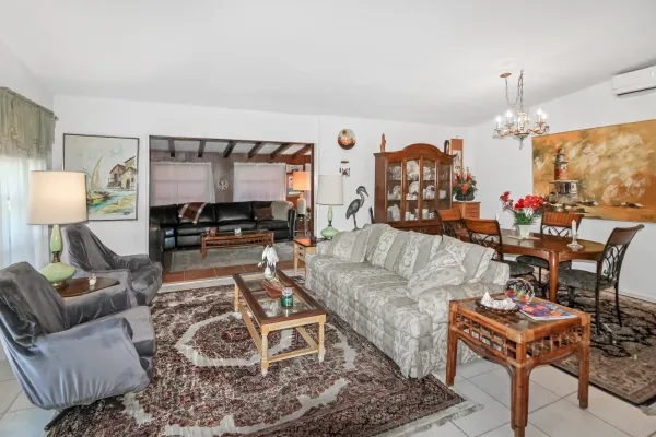 1660 Juniper Dr, Venice, Florida 34293, 2 Bedrooms Bedrooms, 0 ,2 BathroomsBathrooms,Single Family Home,Seasonal Rental,Juniper Dr,3225