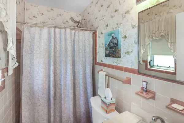 1660 Juniper Dr, Venice, Florida 34293, 2 Bedrooms Bedrooms, 0 ,2 BathroomsBathrooms,Single Family Home,Seasonal Rental,Juniper Dr,3225