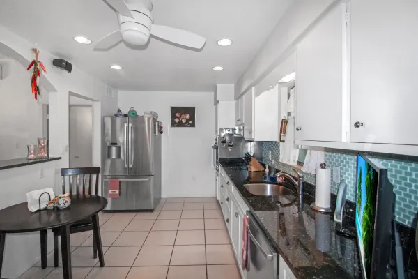 1660 Juniper Dr, Venice, Florida 34293, 2 Bedrooms Bedrooms, 0 ,2 BathroomsBathrooms,Single Family Home,Seasonal Rental,Juniper Dr,3225
