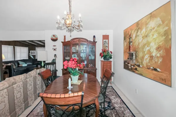 1660 Juniper Dr, Venice, Florida 34293, 2 Bedrooms Bedrooms, 0 ,2 BathroomsBathrooms,Single Family Home,Seasonal Rental,Juniper Dr,3225