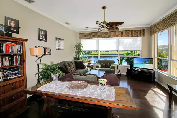 472 Derbyshire Drive, Venice, Florida 34285, 3 Bedrooms Bedrooms, 0 ,3 BathroomsBathrooms,Single Family Home,Seasonal Rental,Derbyshire Drive,3236