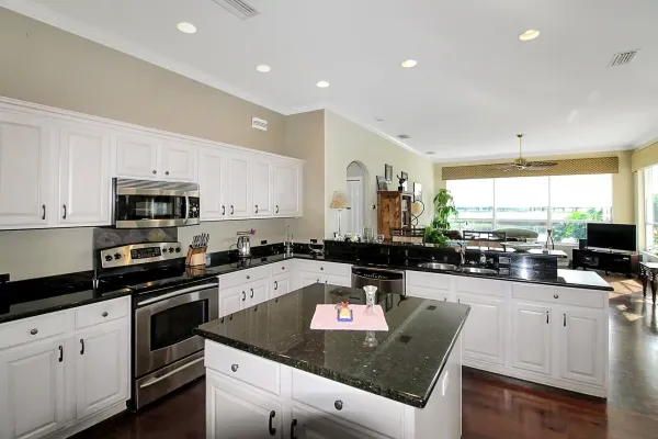 472 Derbyshire Drive, Venice, Florida 34285, 3 Bedrooms Bedrooms, 0 ,3 BathroomsBathrooms,Single Family Home,Seasonal Rental,Derbyshire Drive,3236