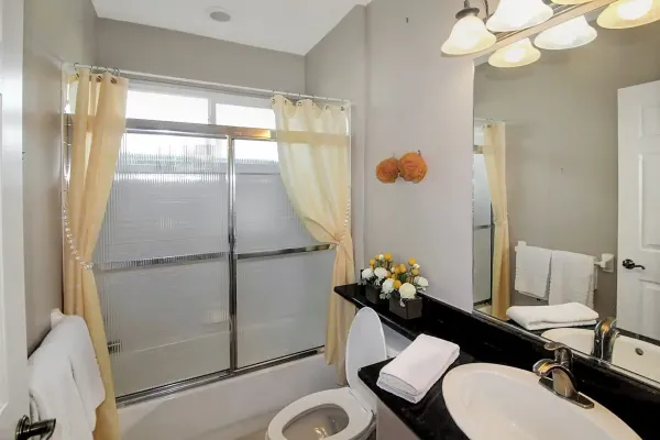 472 Derbyshire Drive, Venice, Florida 34285, 3 Bedrooms Bedrooms, 0 ,3 BathroomsBathrooms,Single Family Home,Seasonal Rental,Derbyshire Drive,3236