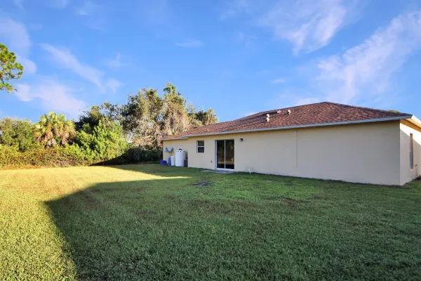5387 Delight Ave, North Port, Florida 34288, 3 Bedrooms Bedrooms, 0 ,2 BathroomsBathrooms,Single Family Home,Annual Rental,Delight Ave ,3237