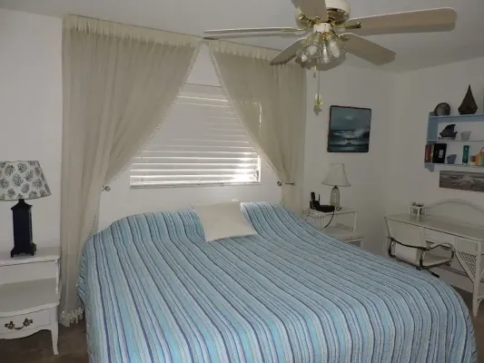 221 Malvern Dr, Venice, Florida 34293, 2 Bedrooms Bedrooms, 0 ,2 BathroomsBathrooms,Single Family Home,Seasonal Rental,Malvern Dr,3240