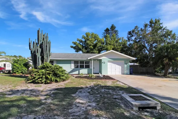 637 Everest Rd, Venice, Florida 34293, 2 Bedrooms Bedrooms, 0 ,2 BathroomsBathrooms,Single Family Home,Annual Rental,Everest Rd,3246