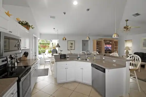 1285 Sorrento Woods Boulevard, Nokomis, Florida 34275, 3 Bedrooms Bedrooms, 0 ,2 BathroomsBathrooms,Single Family Home,Seasonal Rental,Sorrento Woods Boulevard,3263