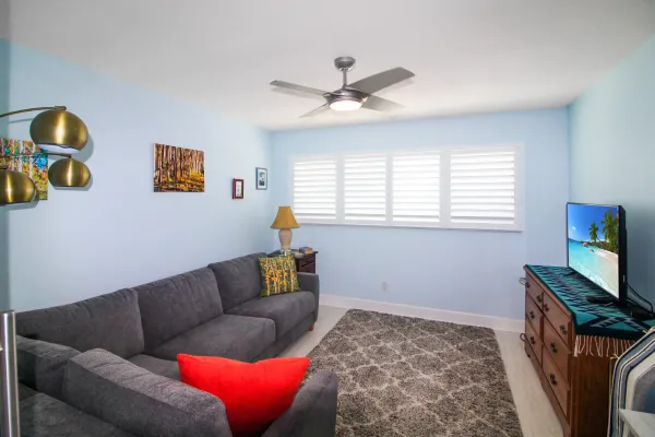 500 The Esplanade N #605, Venice, Florida 34285, 2 Bedrooms Bedrooms, 0 ,2 BathroomsBathrooms,Condo,Seasonal Rental,The Esplanade N,3264