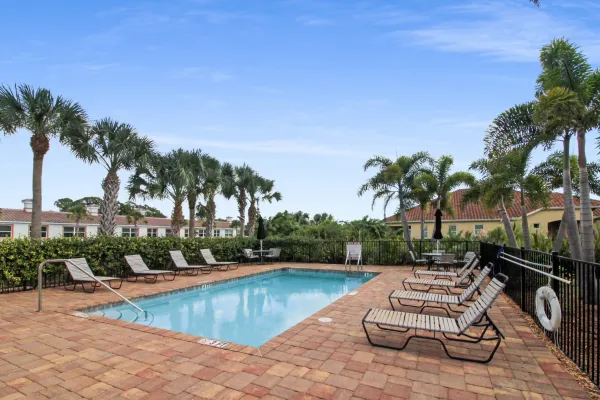 128 Colebrook Ct, Venice, Florida 34292, 2 Bedrooms Bedrooms, 0 ,2 BathroomsBathrooms,Villa,Seasonal Rental,Colebrook Ct,3268