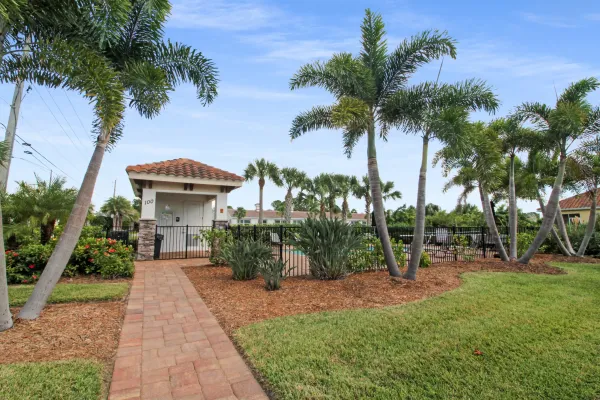 128 Colebrook Ct, Venice, Florida 34292, 2 Bedrooms Bedrooms, 0 ,2 BathroomsBathrooms,Villa,Seasonal Rental,Colebrook Ct,3268