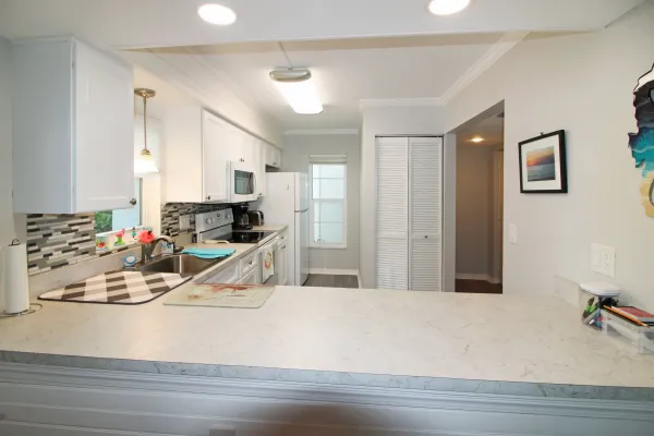 918 Capri Isles Blvd #105, Venice, Florida 34292, 2 Bedrooms Bedrooms, 0 ,2 BathroomsBathrooms,Condo,Annual Rental,Capri Isles Blvd ,3270